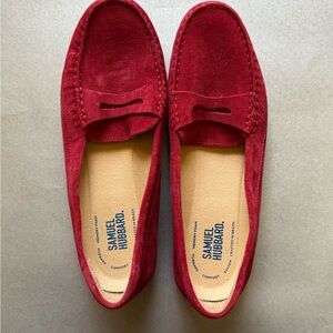 Sam Hubbard Driving Flat Size 8